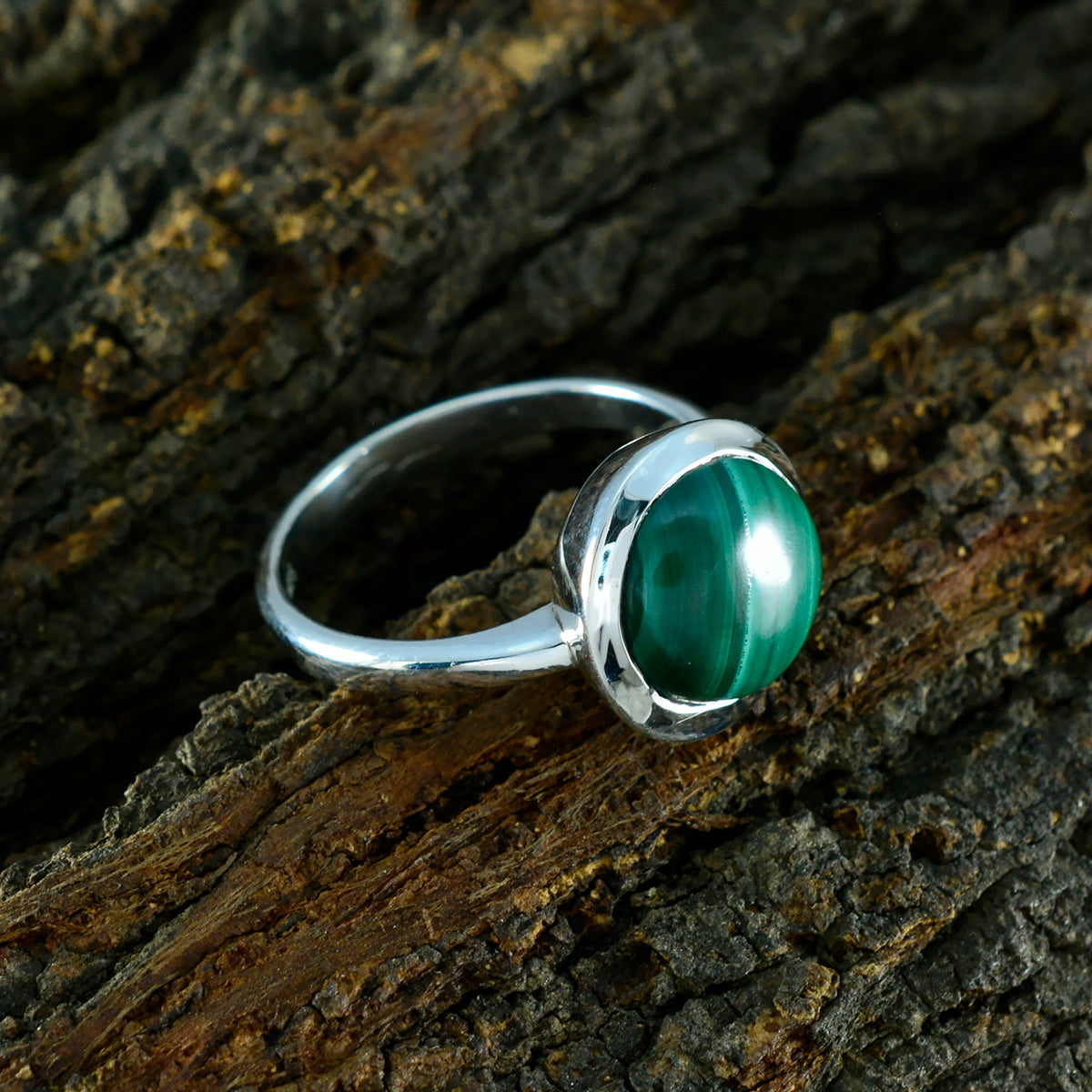 Malachite Solitaire Egyptian Sterling Silver Green Gemstone Slim Luxurious Ring Jewellery