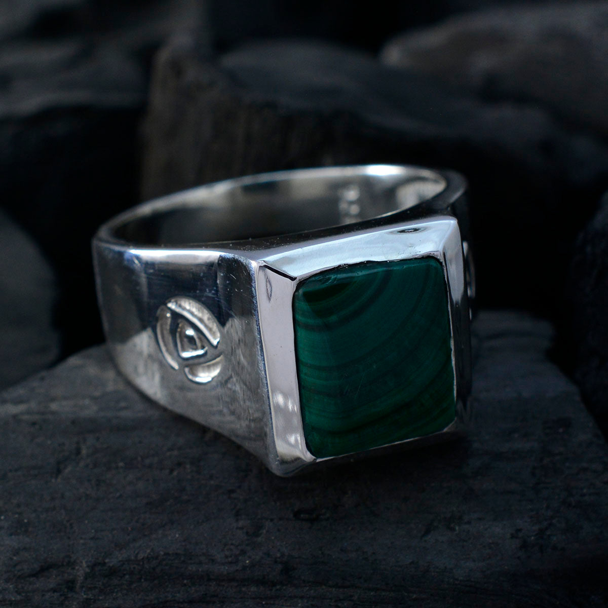 Malachite Solitaire German Silver Green Gems Edgy Armor Ring Jewelry