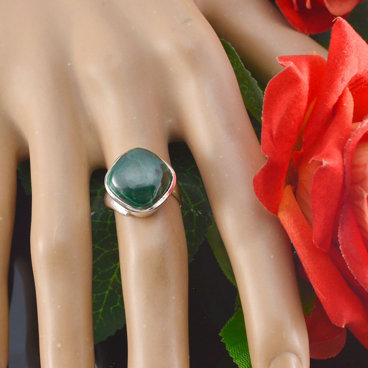Malachite Solitaire African 925 Silver Green Gemstones Classic Luxurious Ring Jewelry