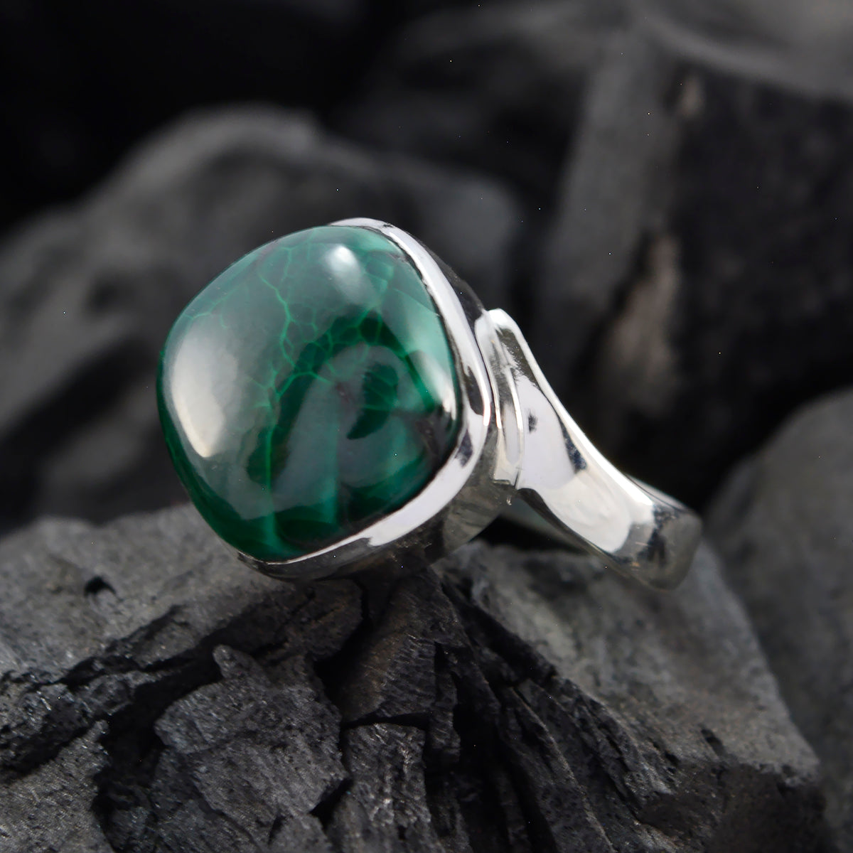 Malachite Solitaire African 925 Silver Green Gemstones Classic Luxurious Ring Jewelry