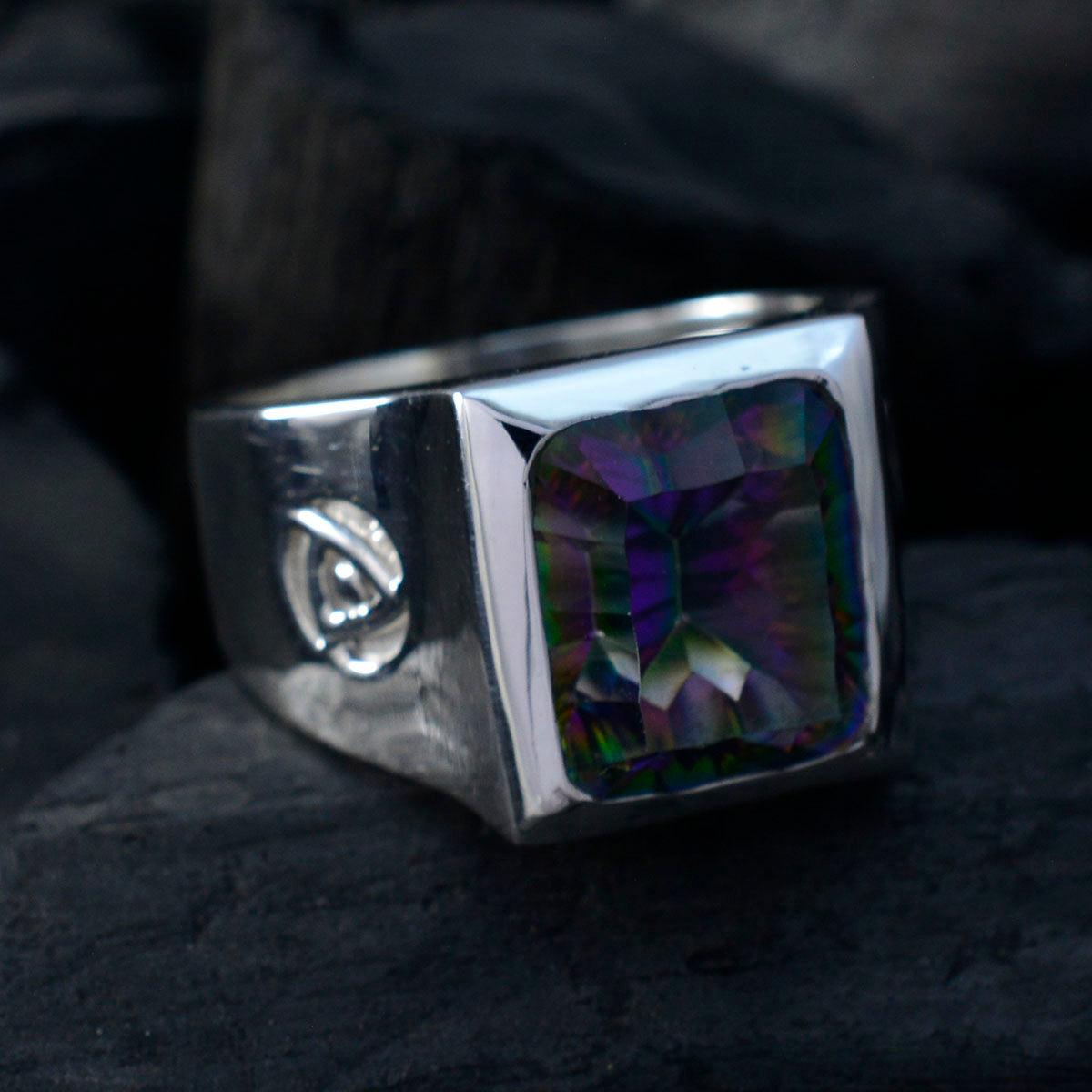 Mystic Quartz Solitaire Spanish Sterling Silver multicolor Gemstone Edgy Signet Ring Jewellery