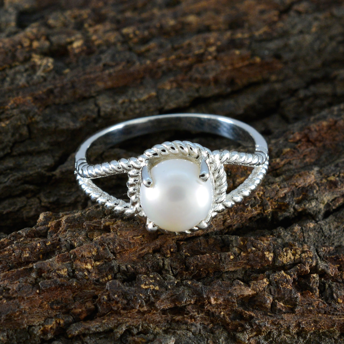 Pearl Solitaire Russian 925 Sterling Silver White Gemstones Featherlight Contemporary Ring Jewellery