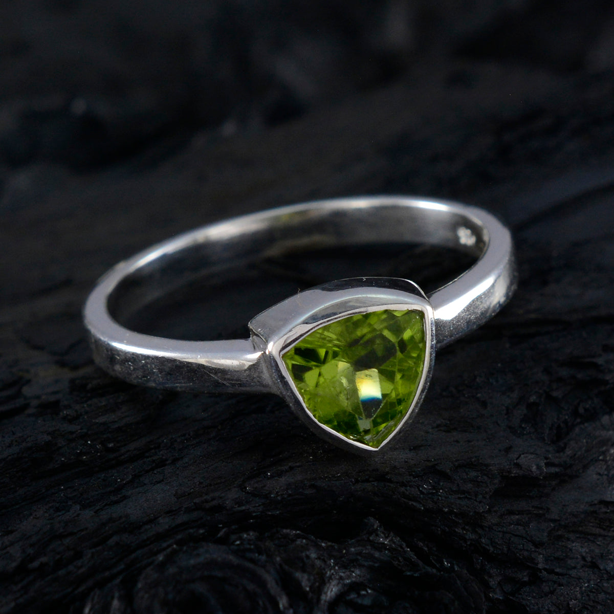 Peridot Solitaire Moroccan Sterling Silver Green Gems Dainty Traditional Ring Jewellery