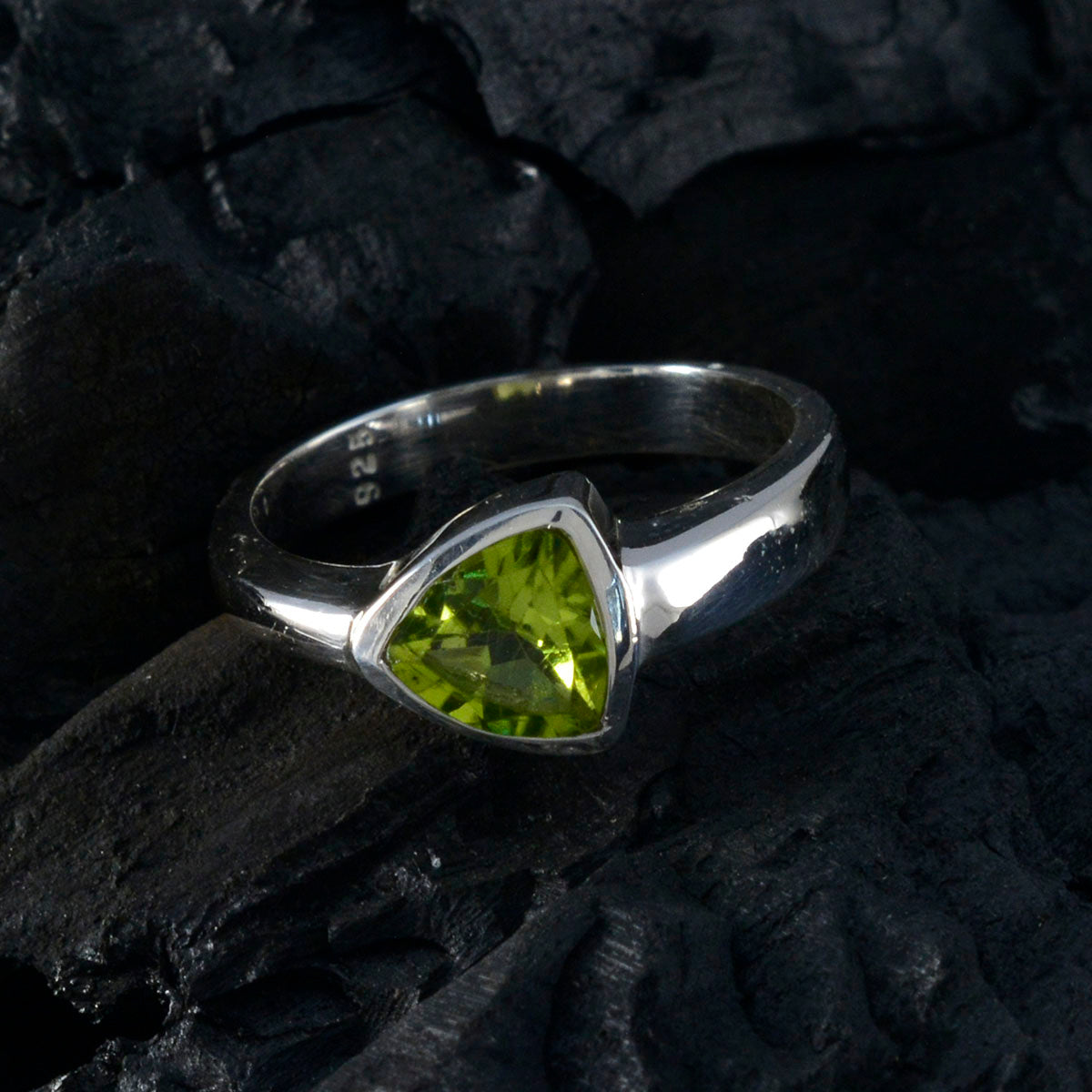Peridot Solitaire Egyptian 925 Sterling Silver Green Gemstone Tiny Geometric Ring Jewelry
