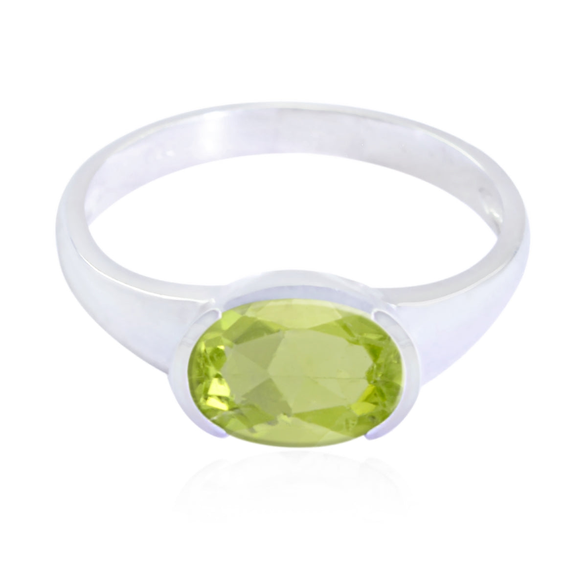 Peridot Solitaire Japanese Silver Green Gemstone Dainty Contemporary Ring Jewellery メイン画像