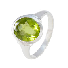 Peridot Solitär Afrikanisches Silber Grüne Edelsteine Minimal Traditioneller Ring Schmuck