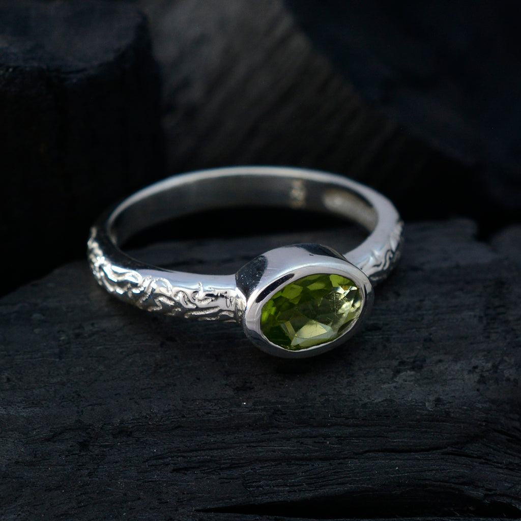 Peridot Solitaire Indian 92.5 Silver Green Gems Featherlight Twist Ring Jewellery