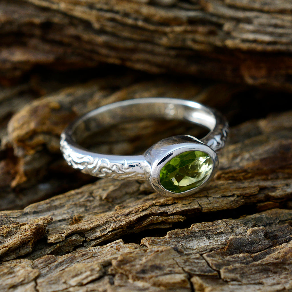 Peridot Solitaire Indian 92.5 Silver Green Gems Featherlight Twist Ring Jewellery