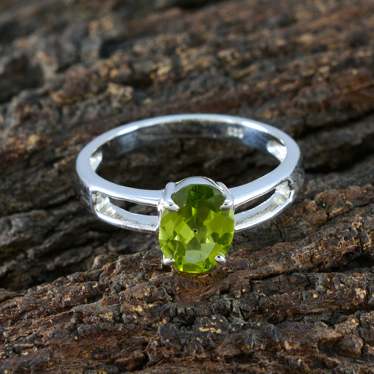 Peridot Solitaire German 925 Sterling Silver Green Gems Tiny Trendy Ring Jewellery