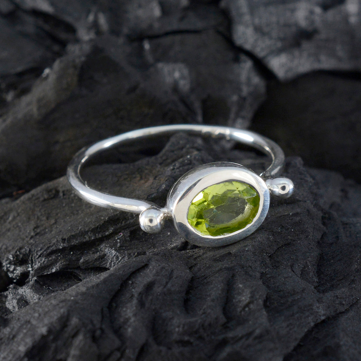 Peridot Solitaire Korean Sterling Silver Green Gemstone Dainty Modern Ring Jewellery