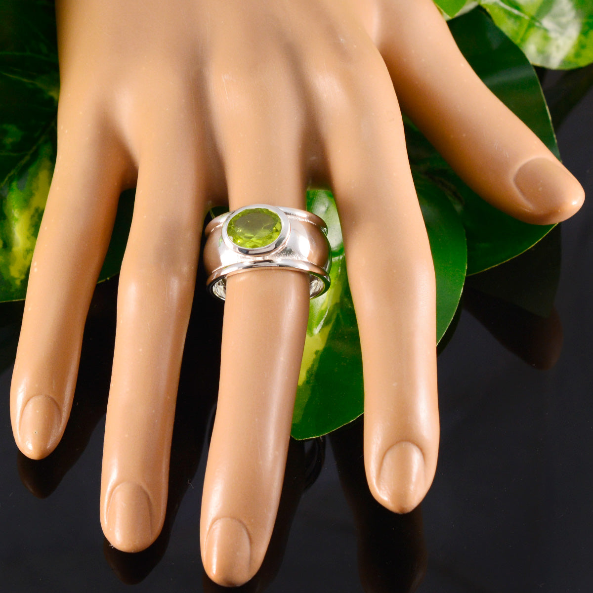 Peridot Solitaire Spanish 925 Silver Green Gemstone Edgy Heritage Ring Jewelry