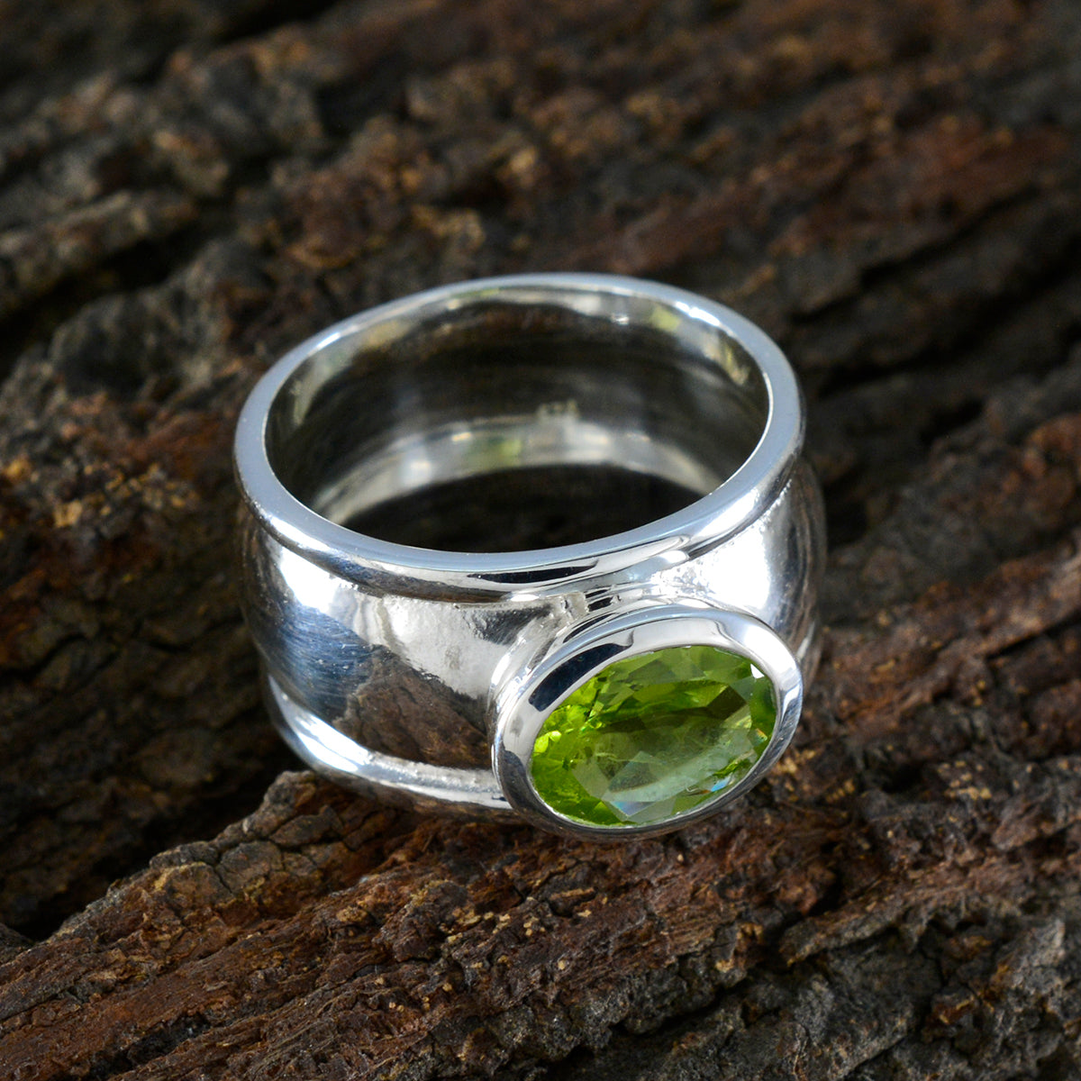 Peridot Solitaire Spanish 925 Silver Green Gemstone Edgy Heritage Ring Jewelry