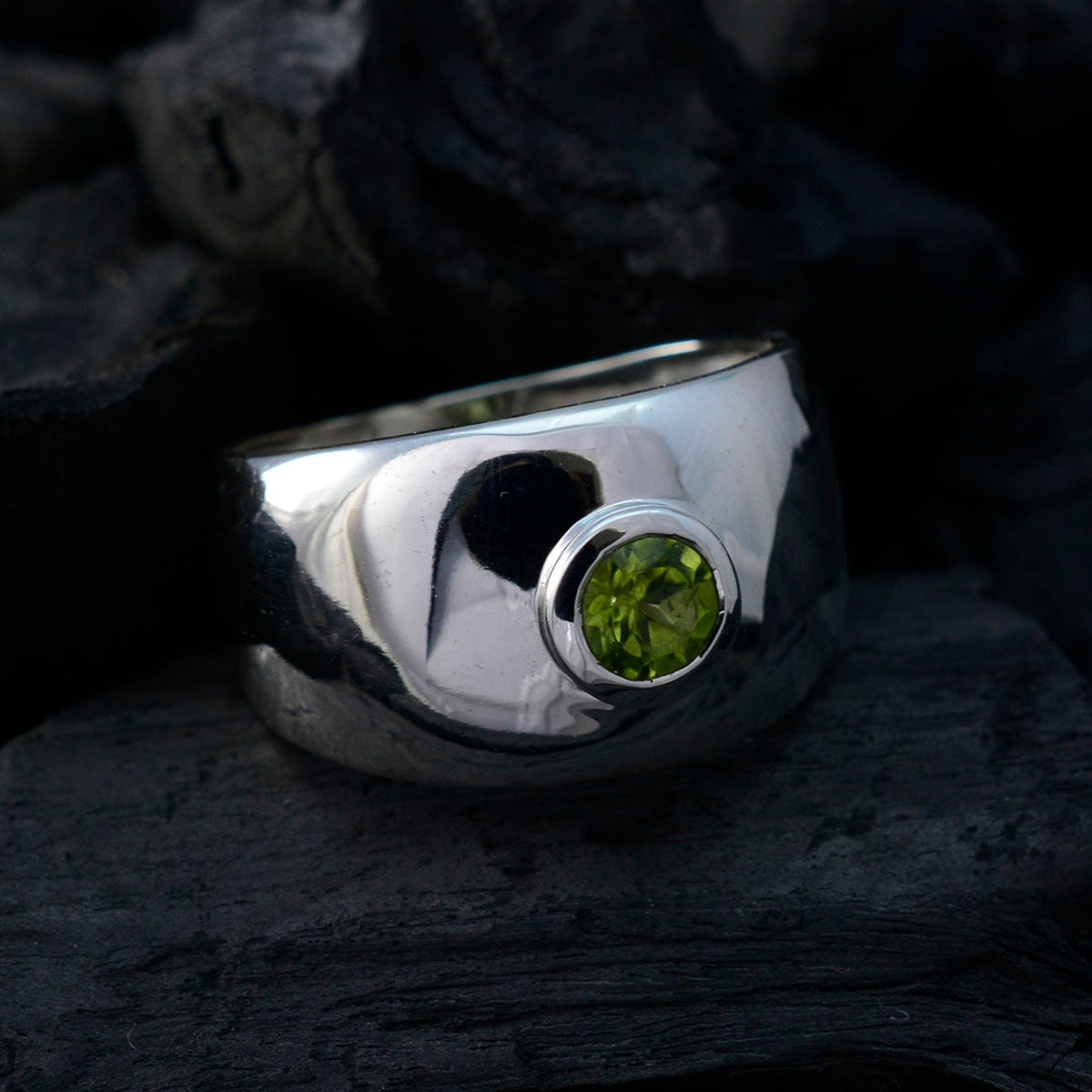 Peridot Solitaire French Sterling Silver Green Gems Eye catching Trendy Ring Jewellery