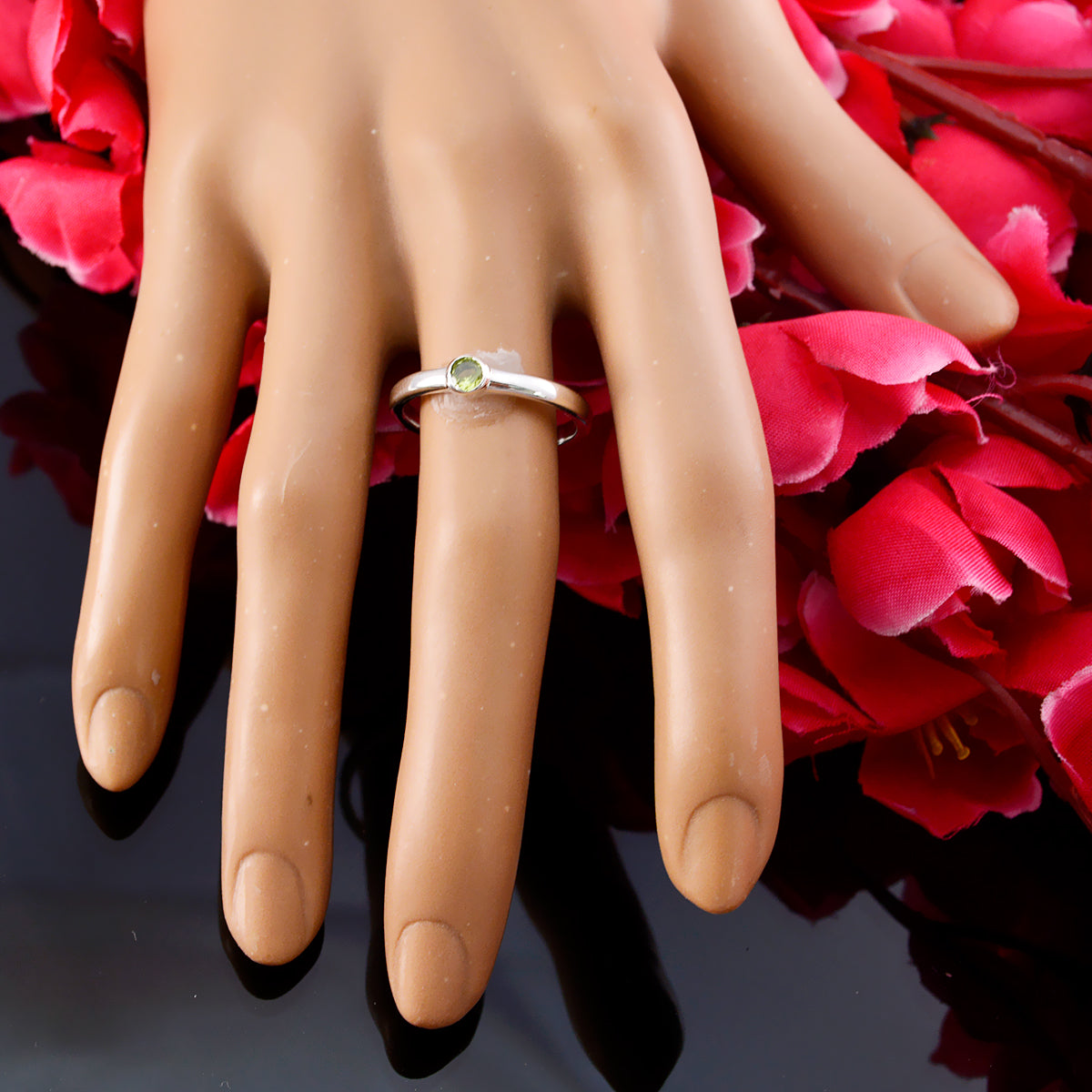 Peridot Solitaire Japanese 92.5 Silver Green Gems Delicate Sophisticated Ring Jewellery