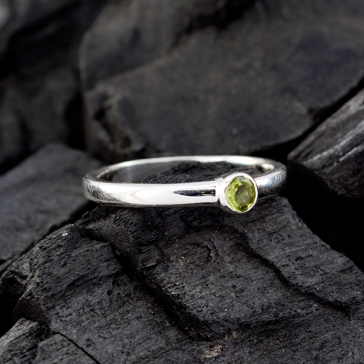 Peridot Solitaire Japanese 92.5 Silver Green Gems Delicate Sophisticated Ring Jewellery