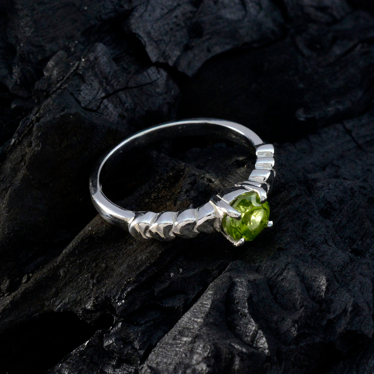 Peridot Solitaire Turkish 92.5 Silver Green Gemstone Whisper thin Glamorous Ring Jewellery