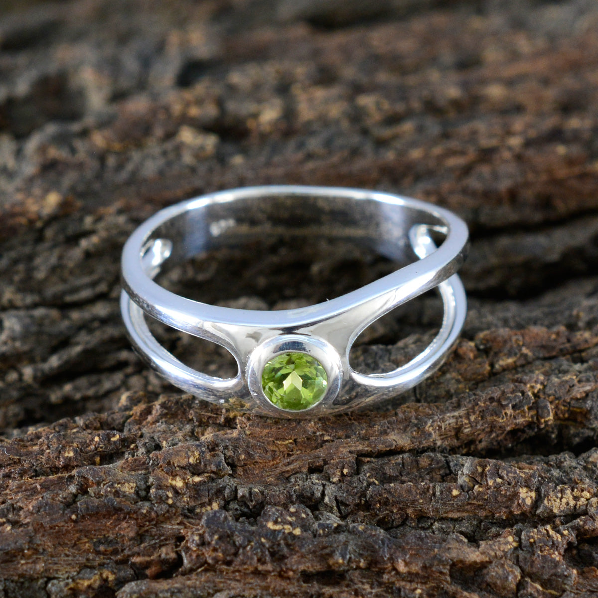 Peridot Solitaire American 925 Silver Green Gemstone Whisper thin Graceful Ring Jewelry
