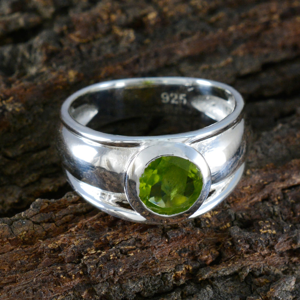 Peridot Solitaire Egyptian Silver Green Gemstone Classic Glamorous Ring Jewelry