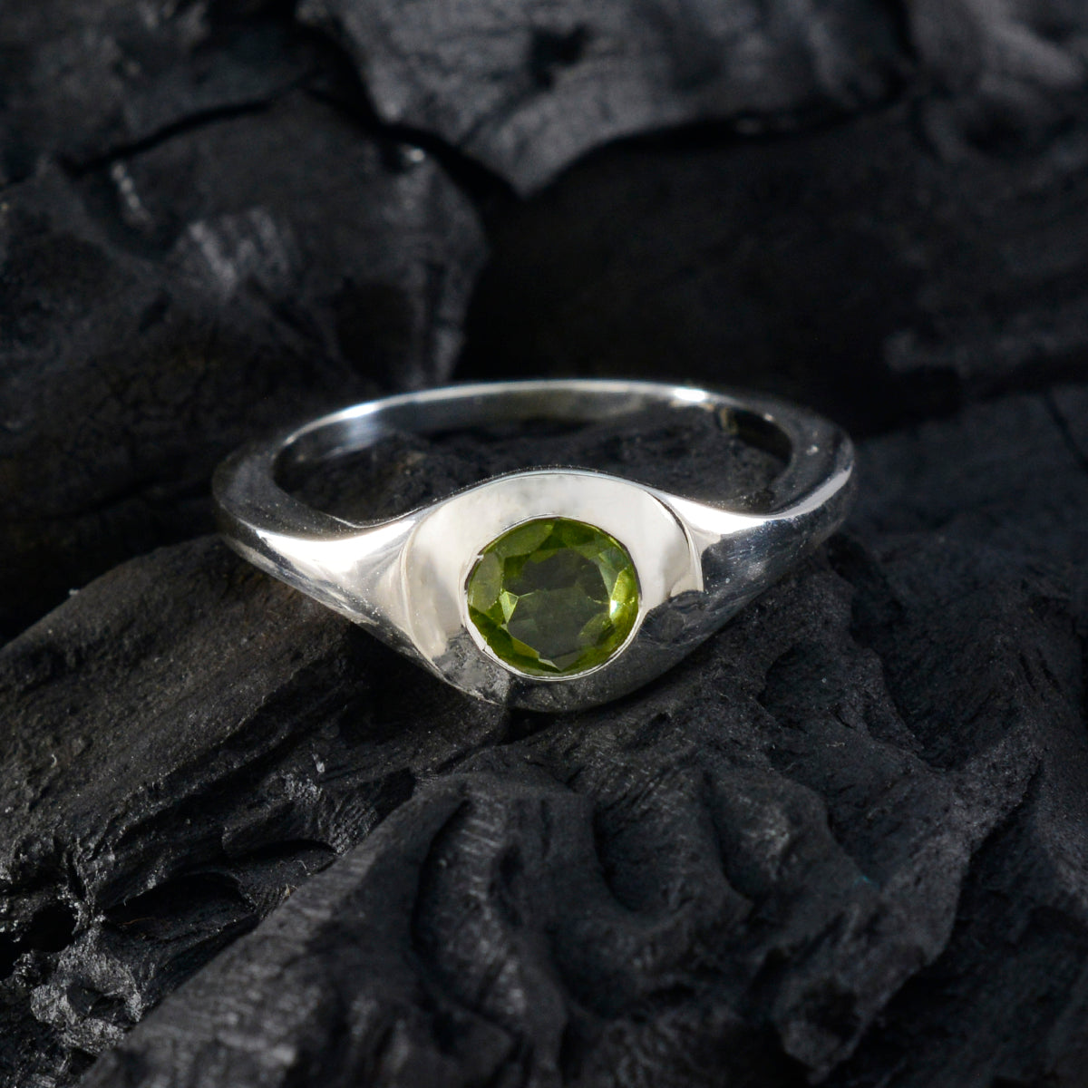 Peridot Solitaire African 925 Sterling Silver Green Gems Featherlight Trendy Ring Jewellery