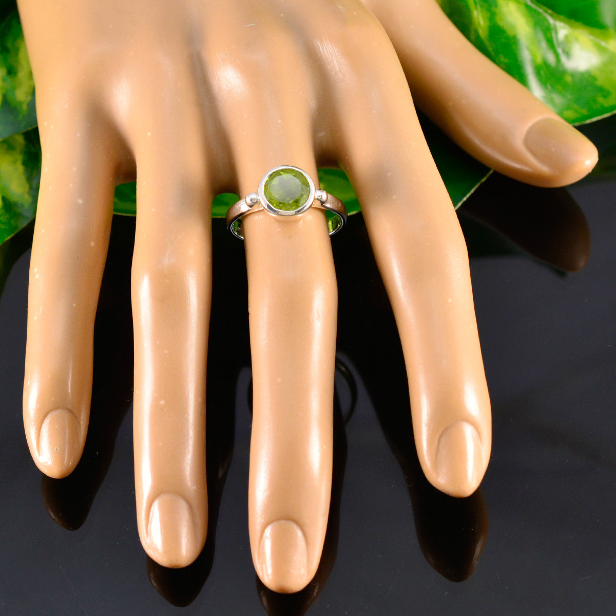 Peridot Solitaire German 925 Silver Green Gems Slim Modern Ring Jewellery