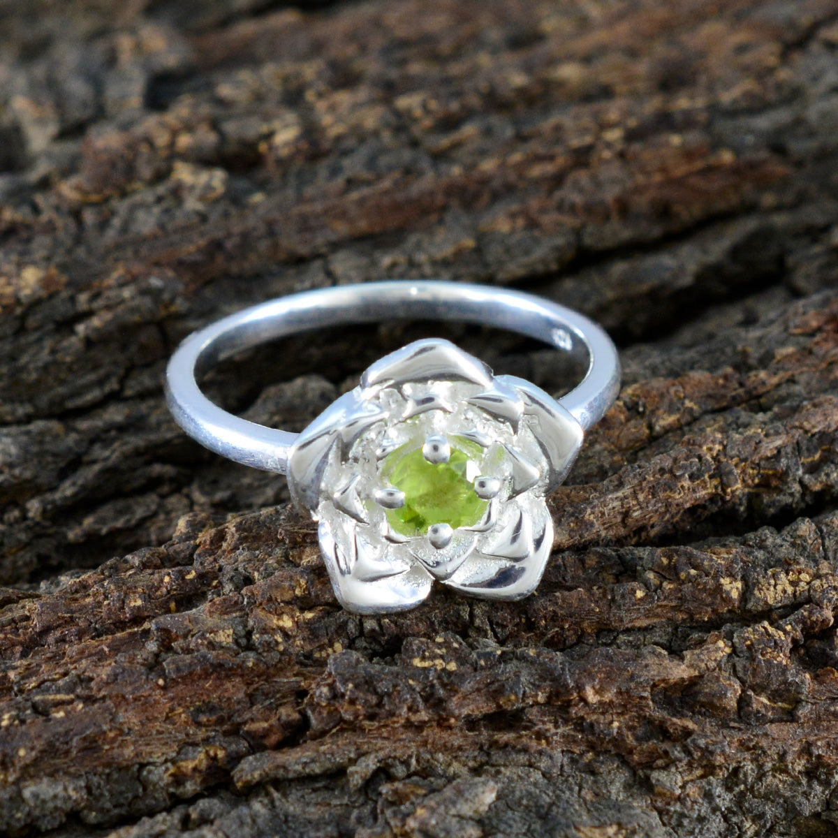 Peridot Solitaire German 925 Silver Green Gems Tiny Floral Ring Jewelry