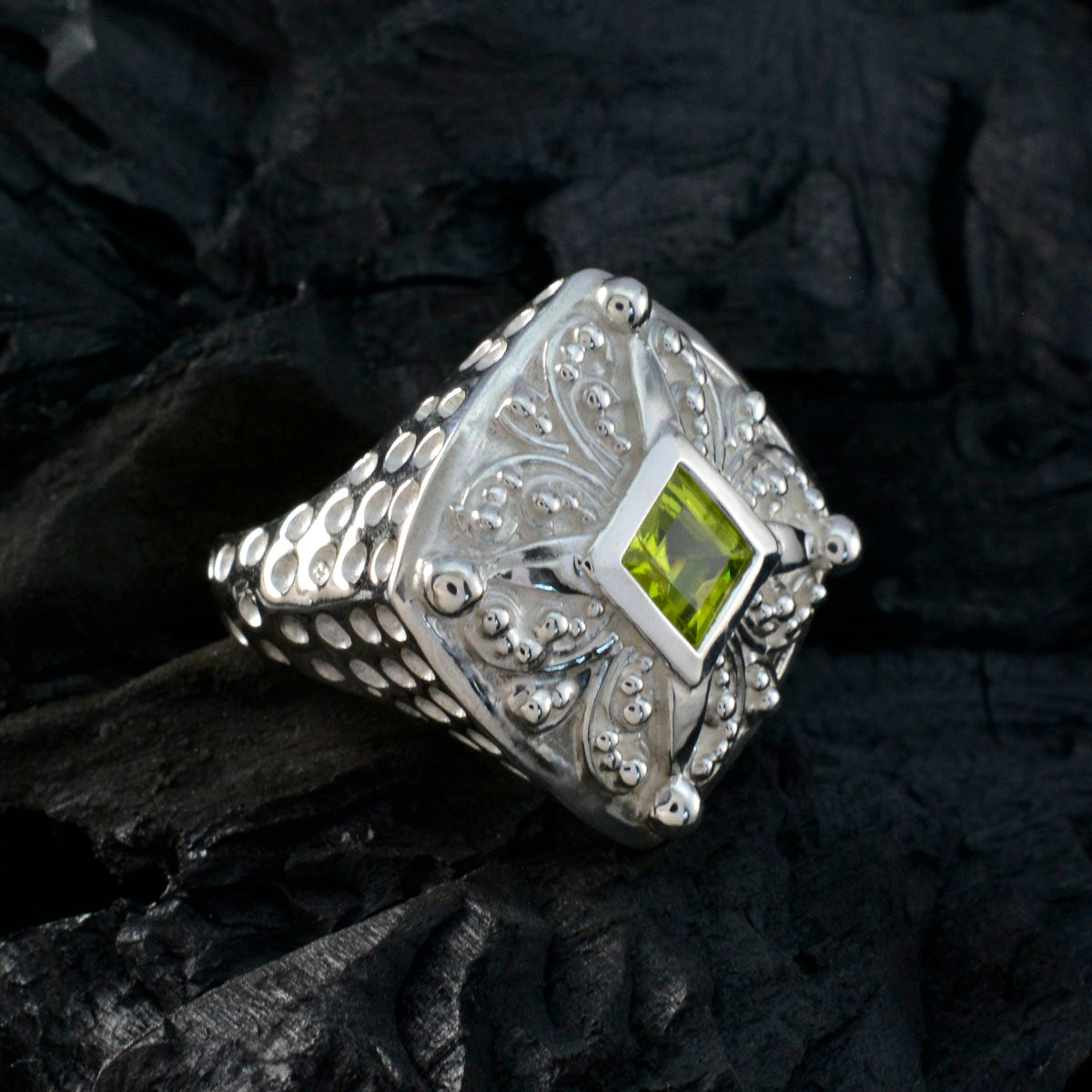 Peridot Solitaire Egyptian Silver Green Gemstones Chunky Signet Ring Jewellery