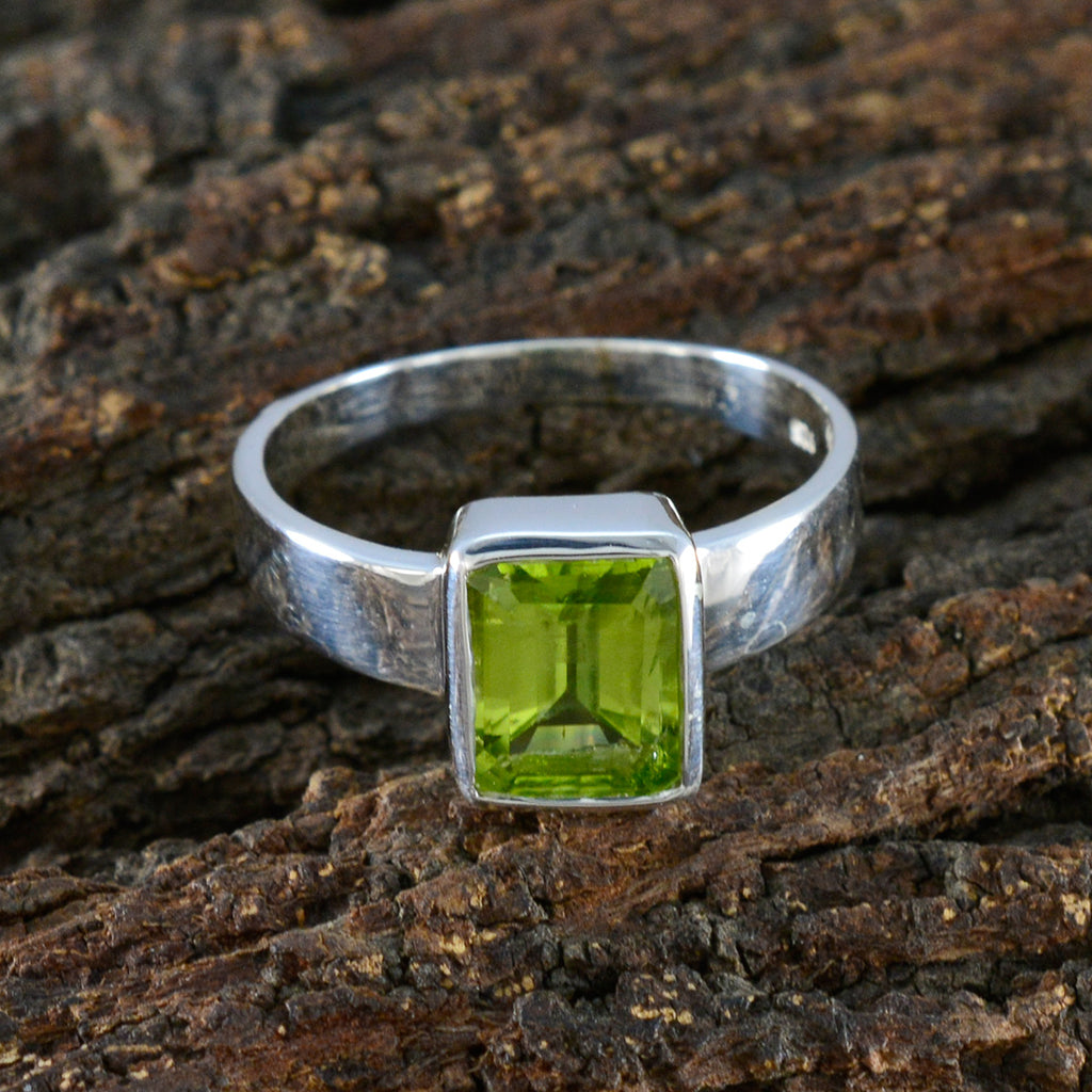 Peridot Solitaire Indian 92.5 Silver Green Gemstones Slim Sophisticated Ring Jewelry
