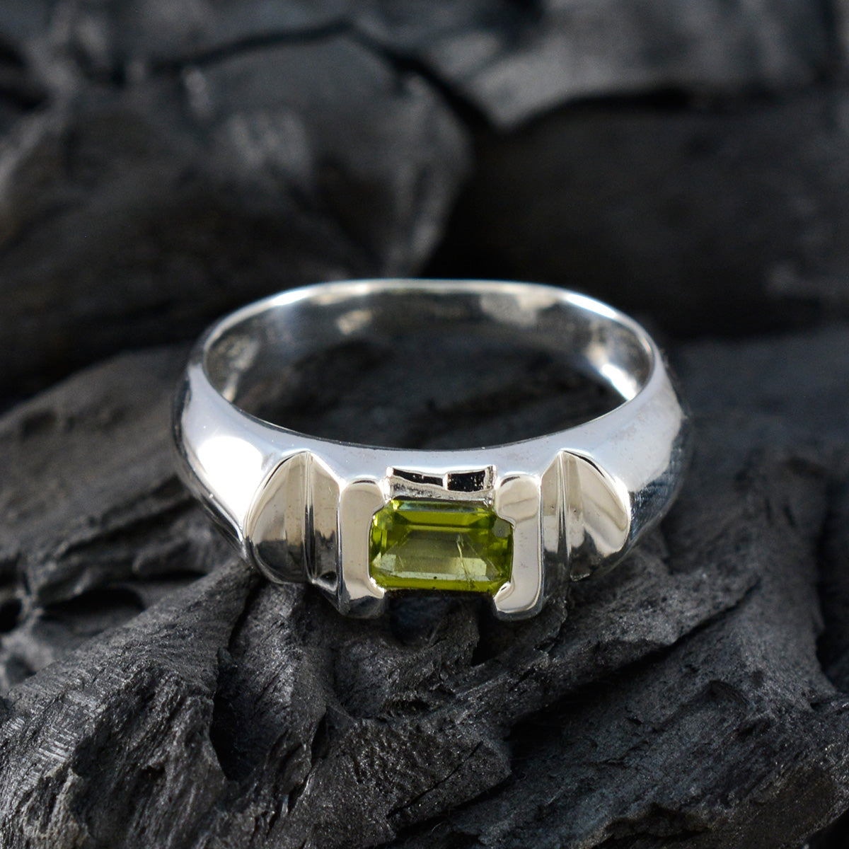 Peridot Solitaire French 92.5 Silver Green Gemstone Tiny Abstract Ring Jewellery