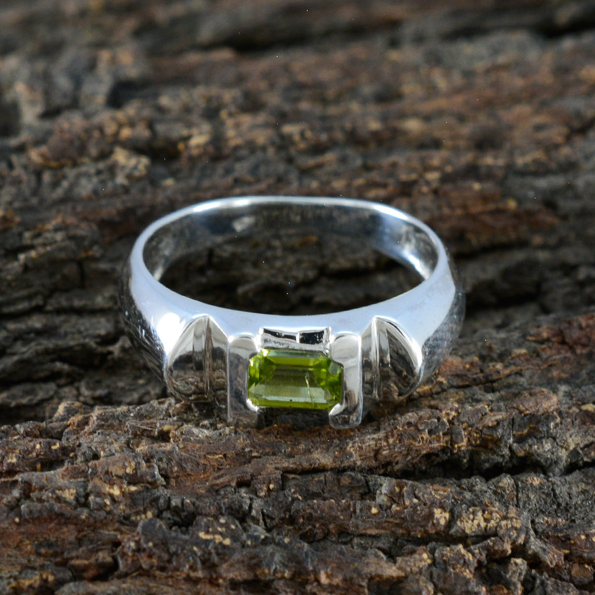 Peridot Solitaire French 92.5 Silver Green Gemstone Tiny Abstract Ring Jewellery