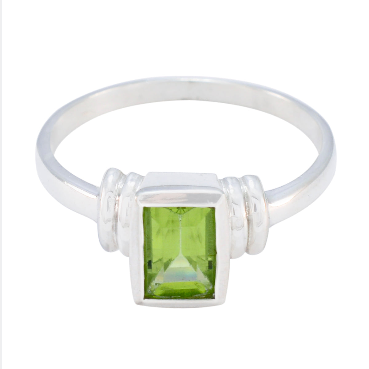 Peridot Solitaire Japanese Sterling Silver Green Gems Whisper thin Glamorous Ring Jewellery メイン画像