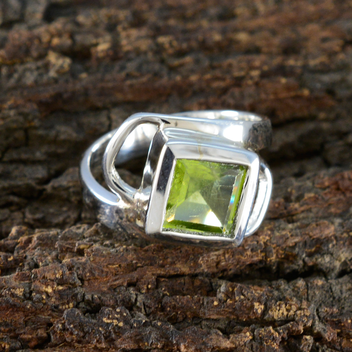 Peridot Solitaire Indian 925 Silver Green Gemstones Minimal Boho Ring Jewelry