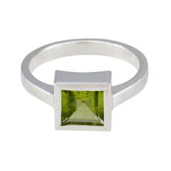 Peridot Solitaire German 925 Silver Green Gems Featherlight Luxurious Ring Jewellery