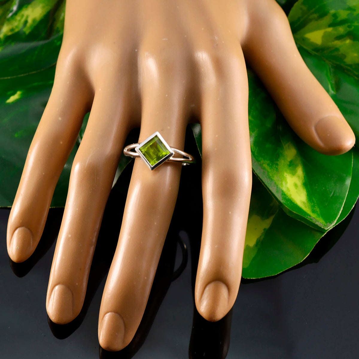 Peridot Solitaire American 925 Sterling Silver Green Gems Dainty Artisan Ring Jewellery