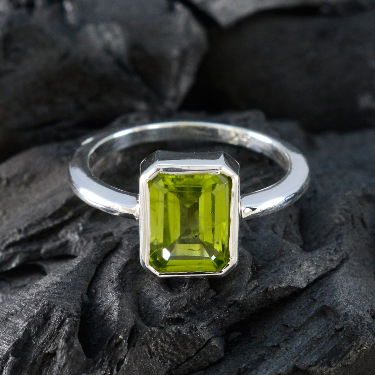 Peridot Solitaire Korean 925 Sterling Silver Green Gemstones Whisper thin Artisan Ring Jewellery