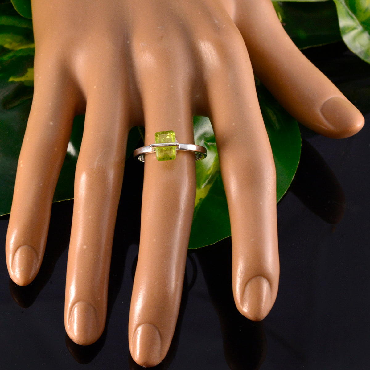 Peridot Solitaire Turkish 925 Silver Green Gemstone Dainty Romantic Ring Jewellery