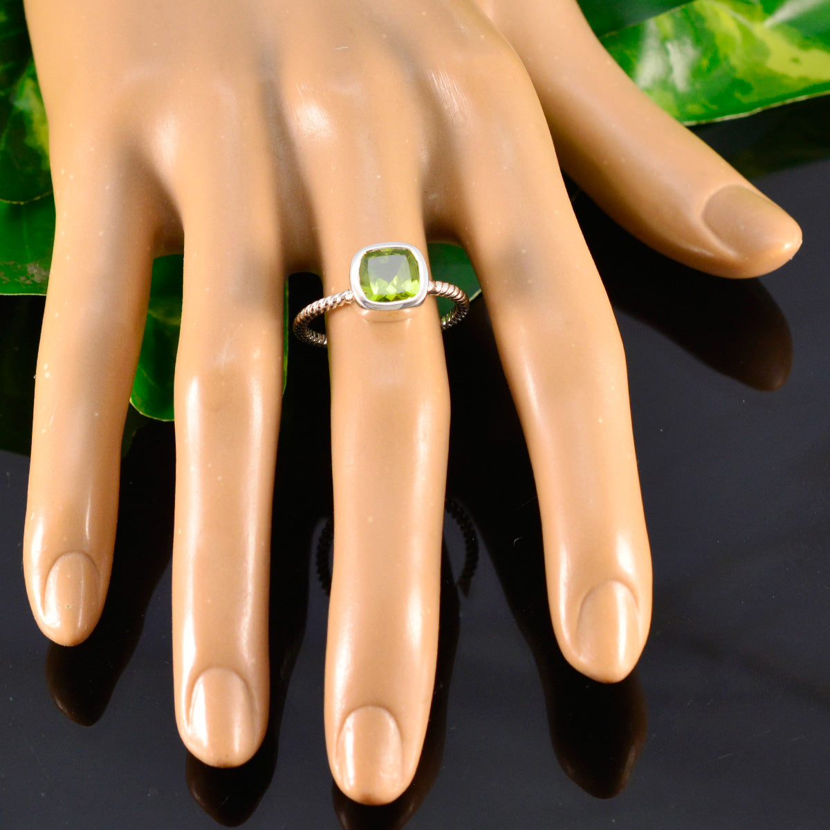 Peridot Solitaire Japanese 92.5 Silver Green Gems Dainty Abstract Ring Jewellery