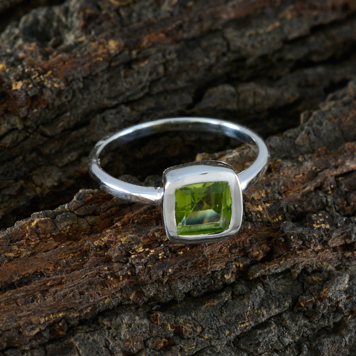 Peridot Solitaire Korean 925 Sterling Silver Green Gemstone Dainty Modern Ring Jewelry