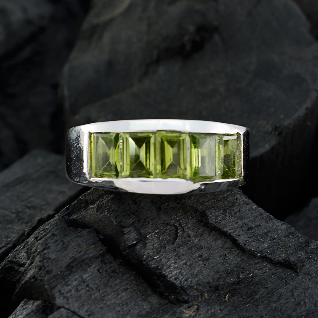Peridot Penta Indian Silver Green Gemstones Mid weight Trendy Ring Jewelry