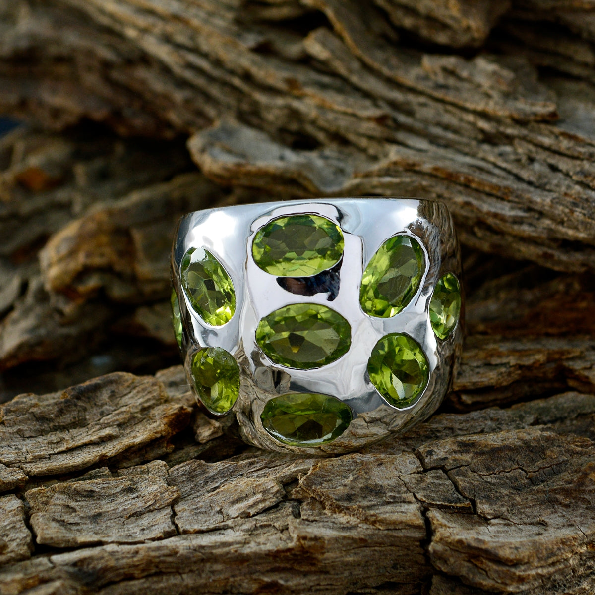 Peridot Navratna Egyptian 92.5 Silver Green Gemstones Versatile Contemporary Ring Jewellery