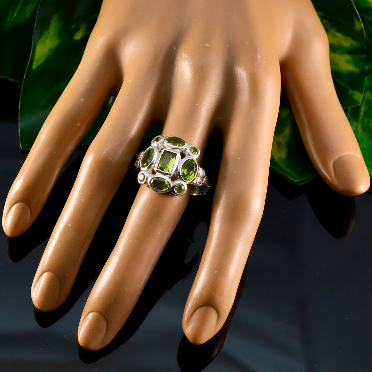 Peridot Navratna African 925 Silver Green Gems Classic Signet Ring Jewellery