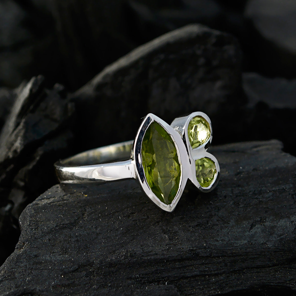 Peridot Trilogy French Sterling Silver Green Gemstones Slim Romantic Ring Jewellery