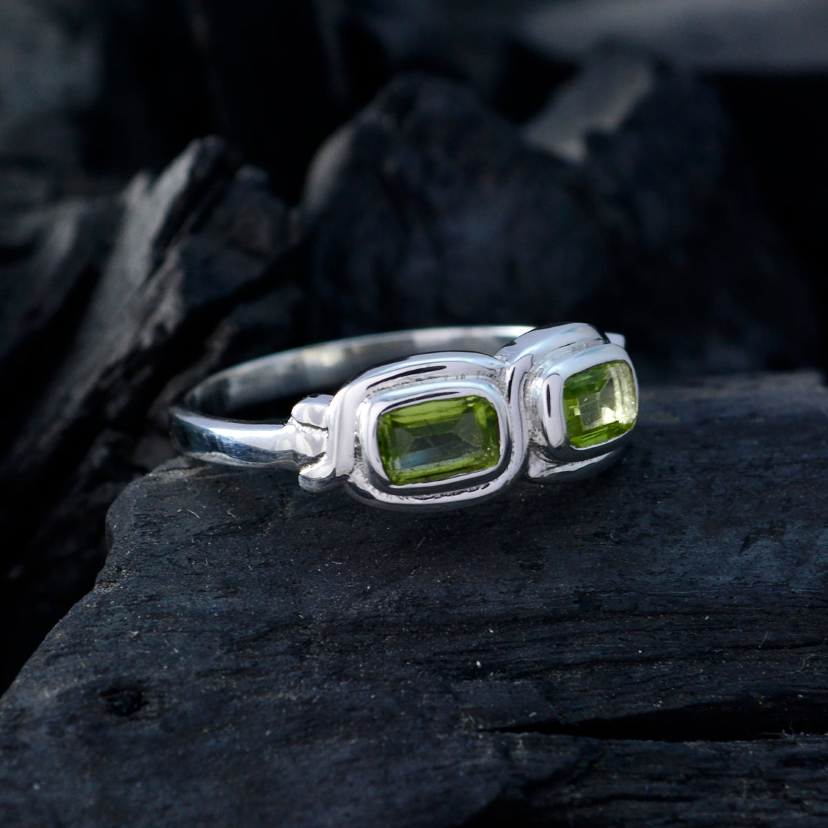 Peridot Toi et Moi Moroccan 92.5 Silver Green Gemstone Featherlight Trendy Ring Jewellery