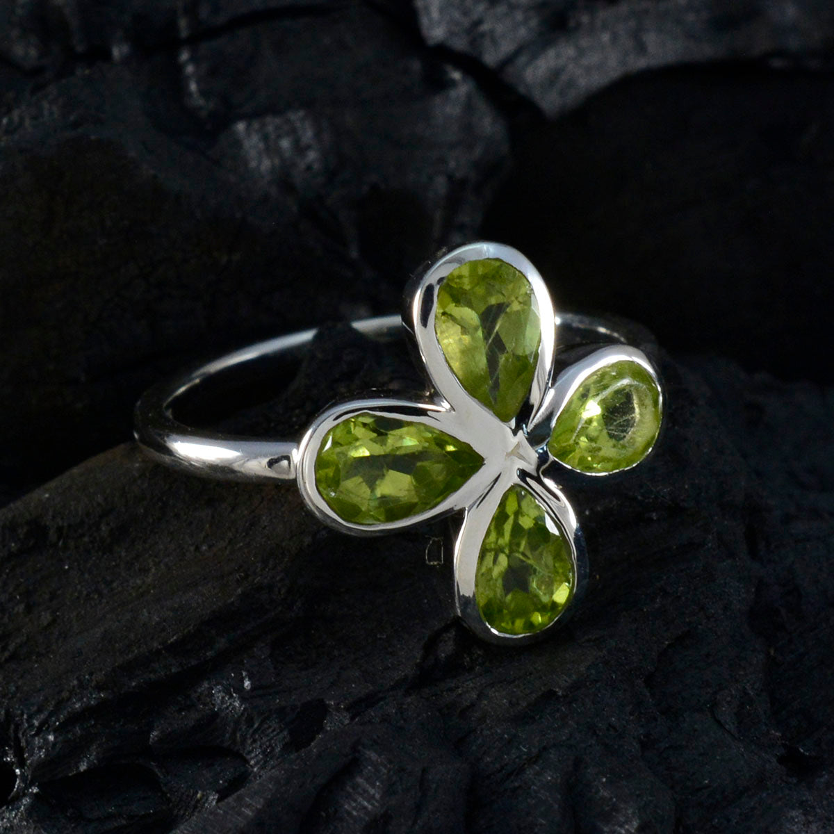 Peridot quarter Turkish 92.5 Silver Green Gemstone Dainty Floral Ring Jewellery