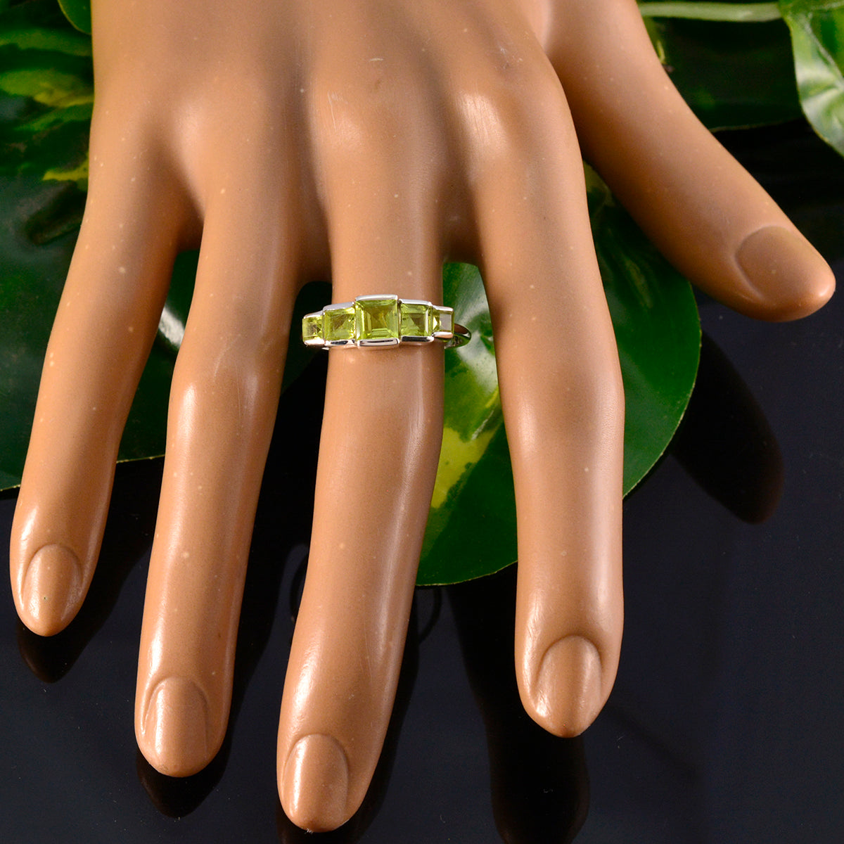 Peridot Penta Turkish 92.5 Silver Green Gemstones Delicate Glamorous Ring Jewellery