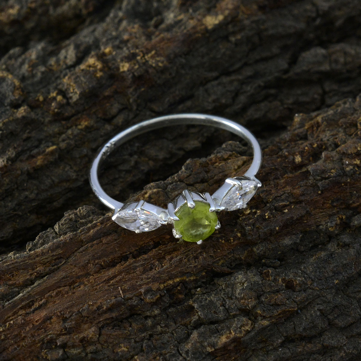 Peridot Trilogy Korean Silver Green Gemstone Elegant  Modern Ring Jewellery
