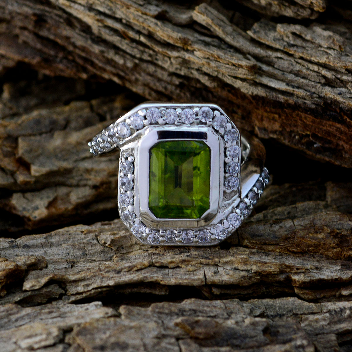 Peridot Halo Französisch Silber Grün Edelstein Auffälliger zeitgenössischer Ring Schmuck