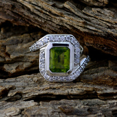 Peridot Halo Französisch Silber Grün Edelstein Auffälliger zeitgenössischer Ring Schmuck