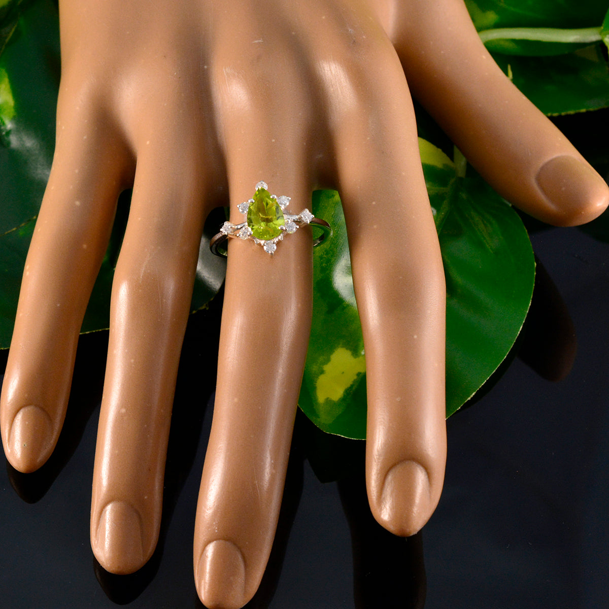 Peridot Halo American 925 Sterling Silver Green Gemstones Delicate Modern Ring Jewellery