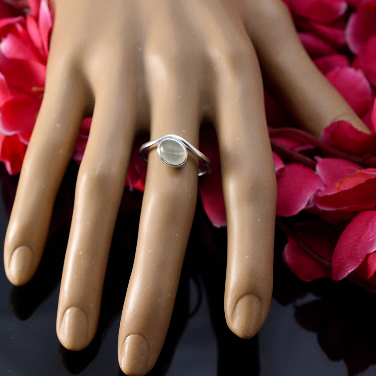 Prehnite Solitaire American 925 Sterling Silver Green Gemstone Whisper thin Trendy Ring Jewellery