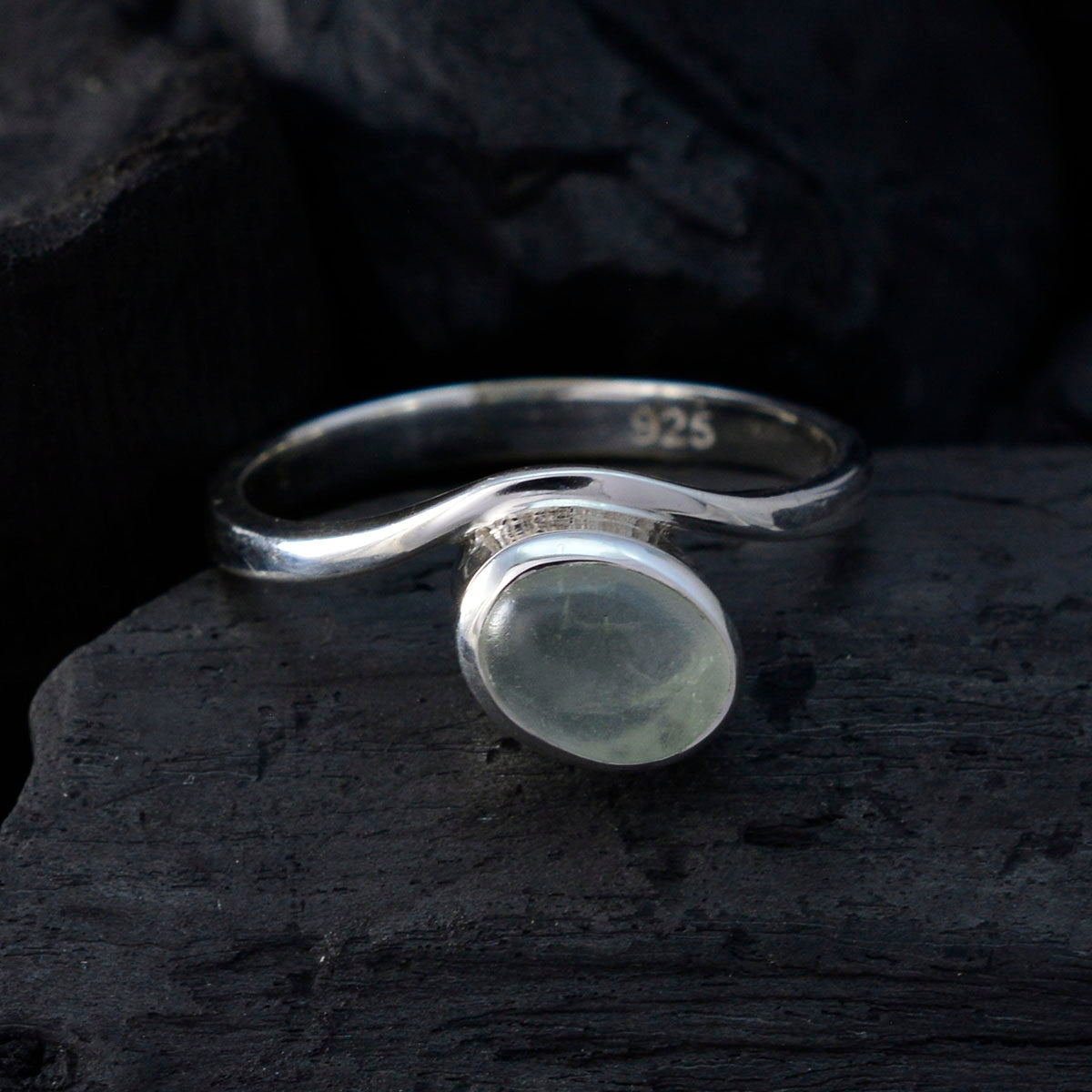 Prehnite Solitaire American 925 Sterling Silver Green Gemstone Whisper thin Trendy Ring Jewellery